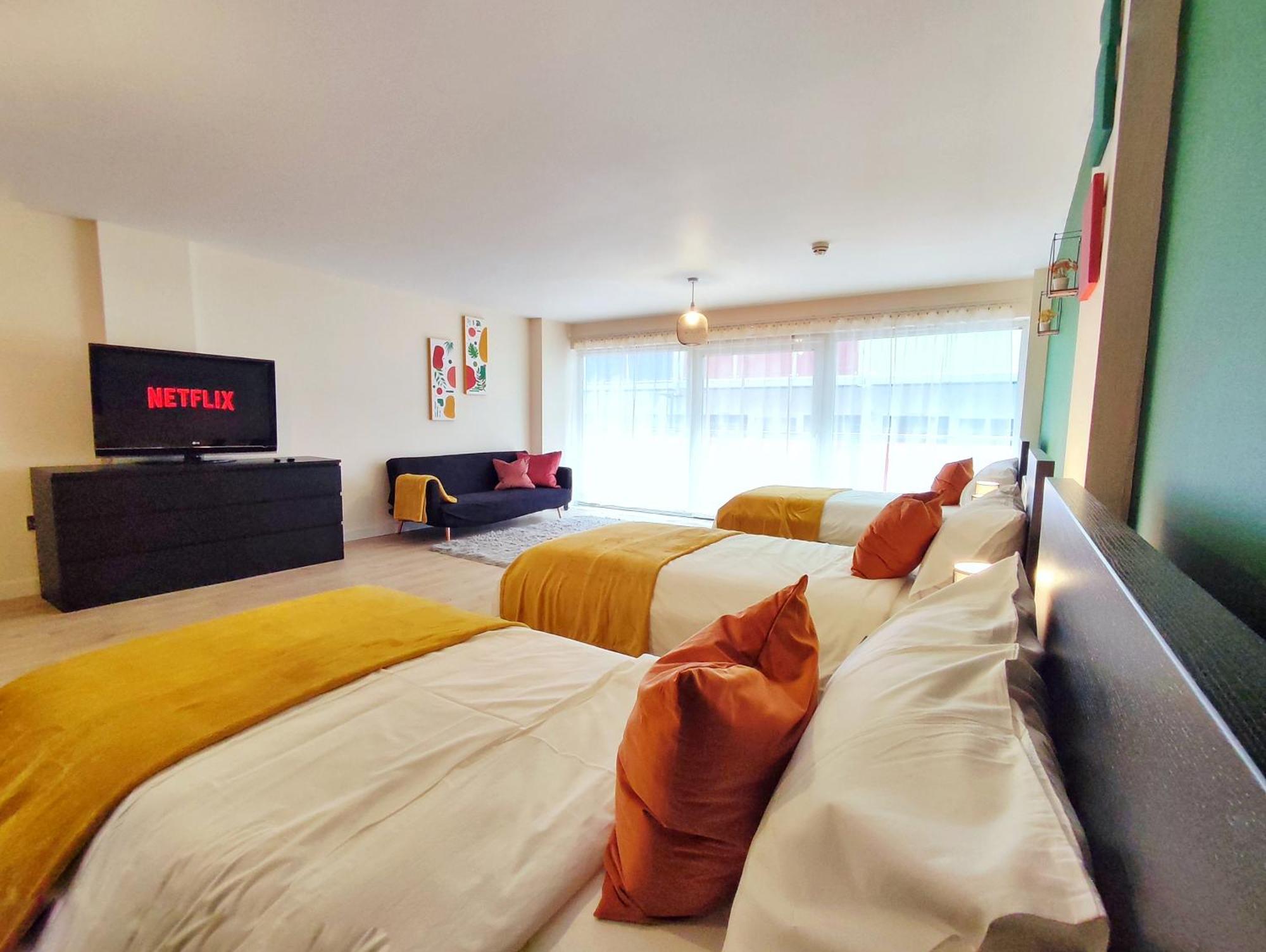Duplex Apartment In Leeds With King Size Bed - Long Stay Rates Available Exterior foto
